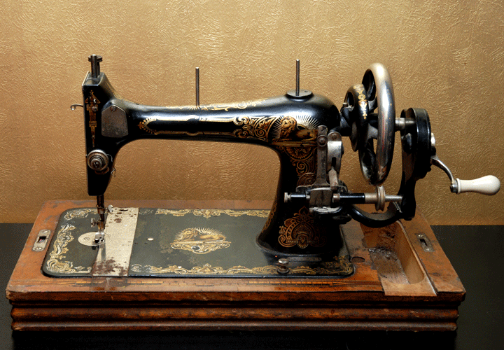 старинные швейные машины 
