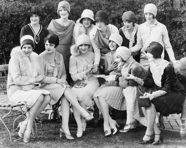1920s and 1930s with reference essay 1920s and 1930s with reference essay