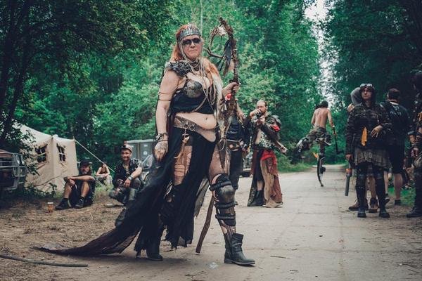 Junktown в заброшенной военной части в Братронице (RZB - raketov zkladna Bratronice) в Чехии. Post-Apocalyptic Festival, Junktown, тусовка, Mad Max style, сильно длиннопост, длиннопост