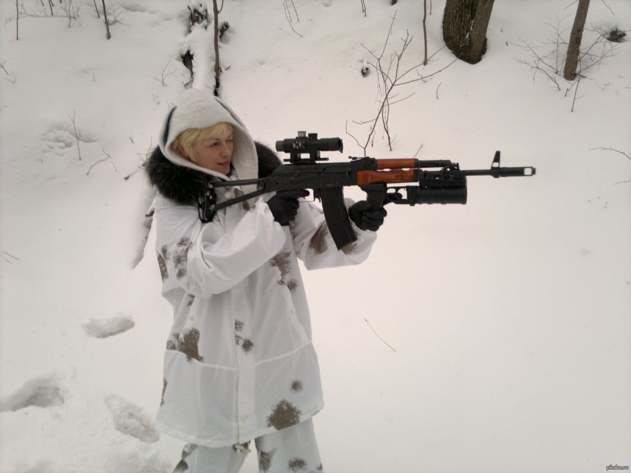 [Imagem: 1447399019_677660976.jpg]