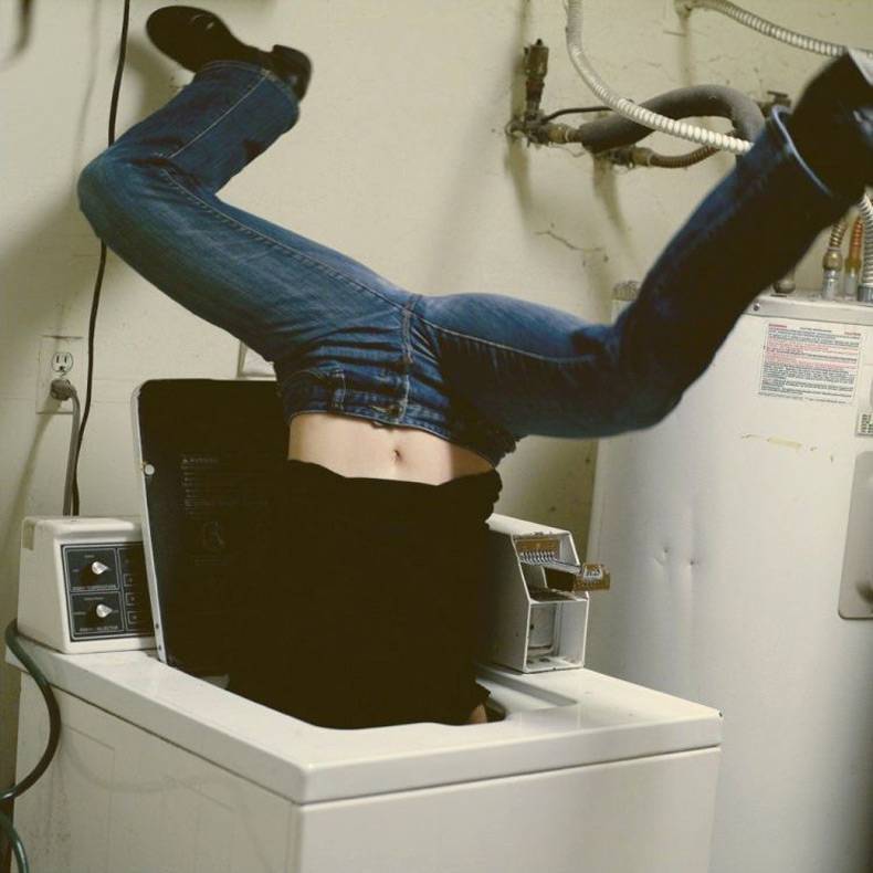 В Девочке Застрял Вибратор