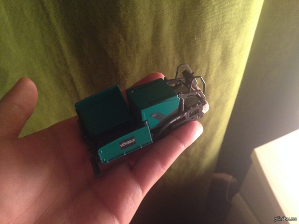   .  Vogele super 800.    