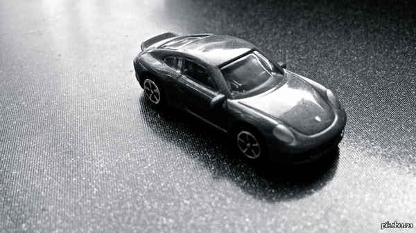   Porsche.     )