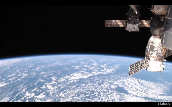             HD . .  http://www.iflscience.com/space/eyes-earth-iss-hd-earth-viewing-experiment