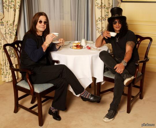 Вы ведь тоже его видите?