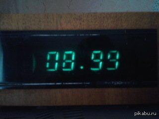 Решила съездить к бабушке.Просыпаюсь,смотрю на часы,а тут такое....