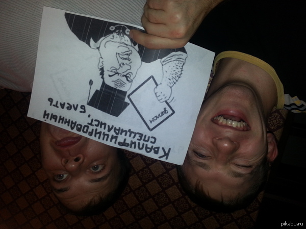 Защитили дипломы, просто порадуйтесь за нас пикабушники)))))