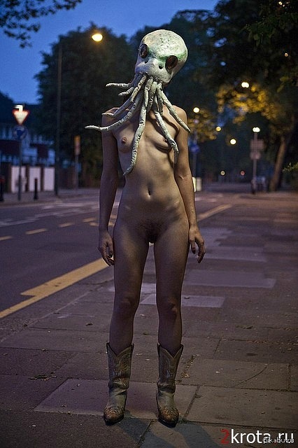 Ben Hooper, photoshoot Nude girls in masks - NSFW, Girls, Mask, , Photographer