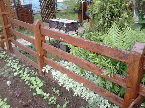 решили сделать забор