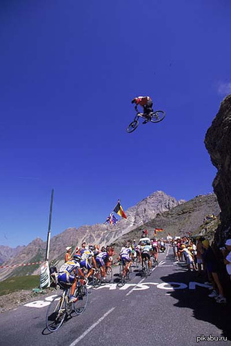 Bicycle race - a jump over passing Tour de France cyclists. - Cyclist, Dangerous, Bounce, The mountains