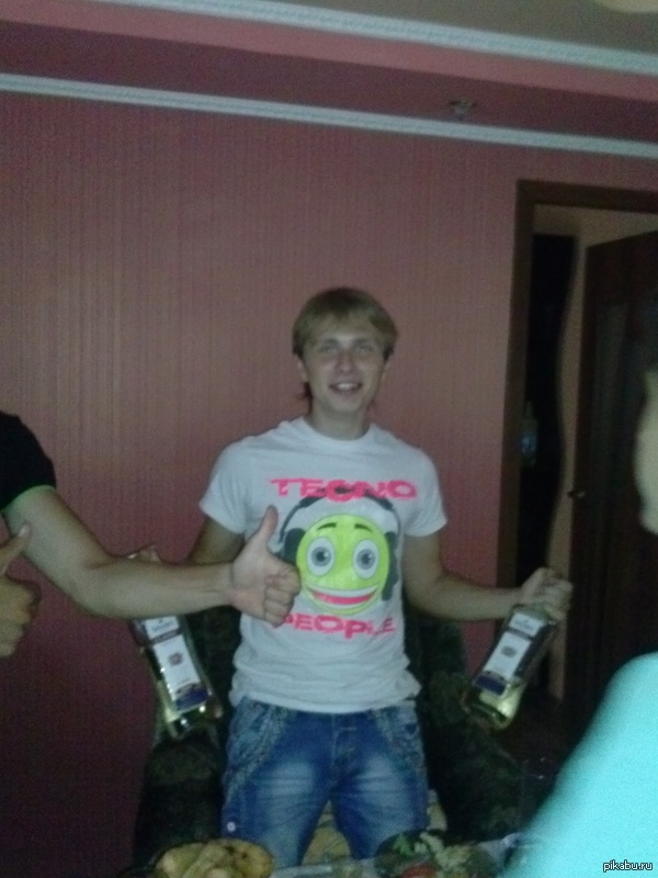 Пикабу нужна ваша помощь ,