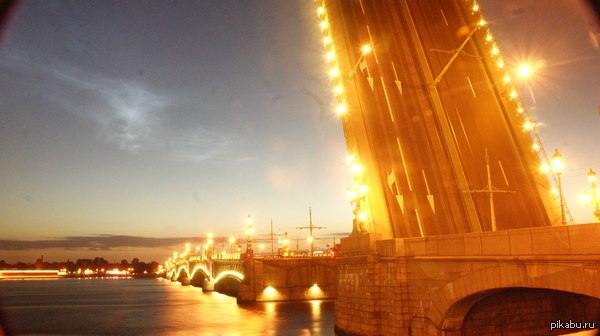 Троицкий мост