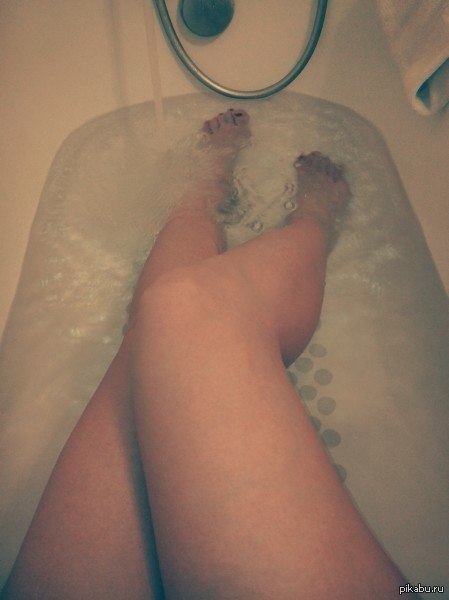 Стоковые фотографии по запросу Женщина ноги ванночка