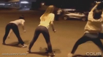 Shake that ass for me 
