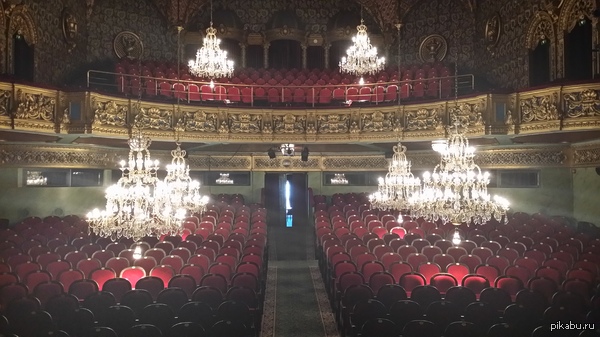 Меняем лампочки.