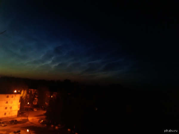 необычный цвет неба