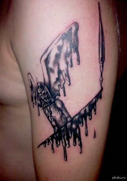 Вот такую татуировку набили по моему эскизу)