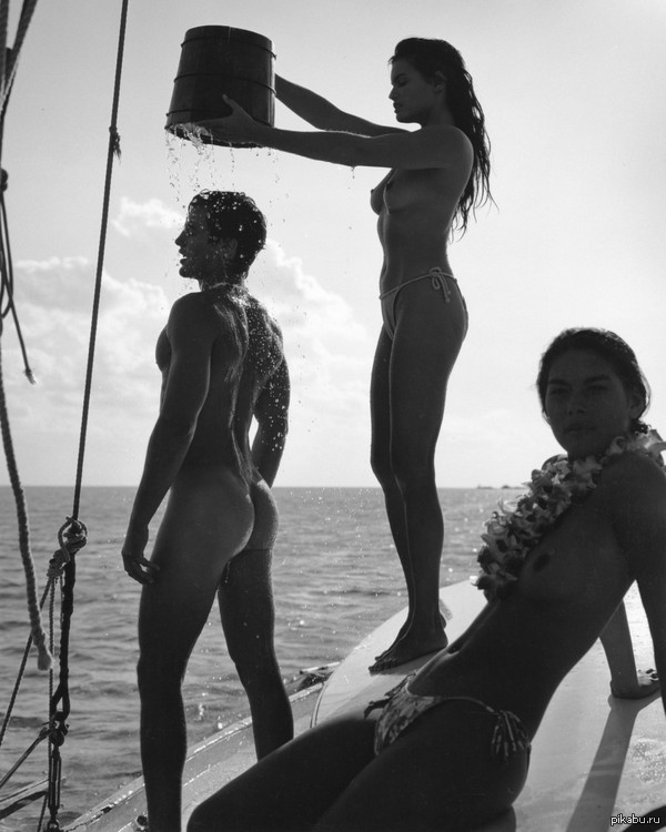 - Babe, we hung on the yacht for two weeks .. - NSFW, Nude, Erotic, Yacht