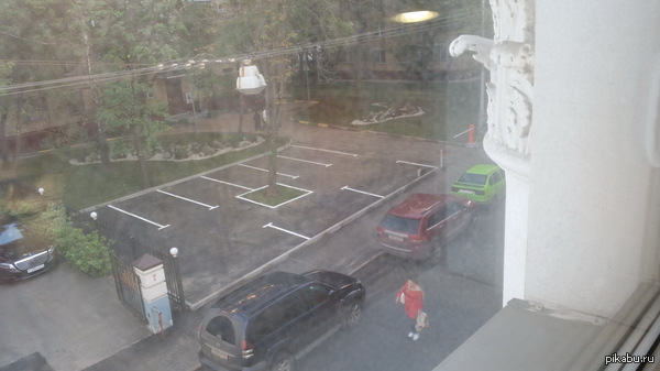 Гениальная разметка парковки