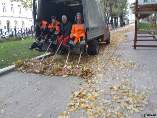 Новые технологии уборки улиц В Москве осваивают новые технологии уборки улиц
