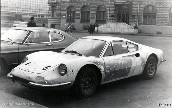 Ferrari Dino � ����