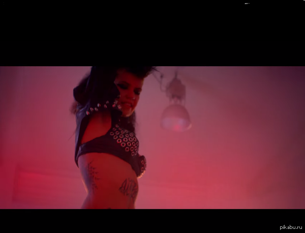 Помогите найти имя девушки. Американка, не знаю, porno ne porno, в муз. клипе увидел))))