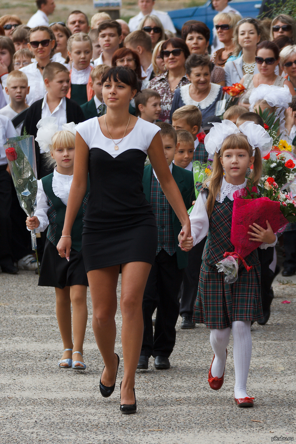 Учительница первого класса.