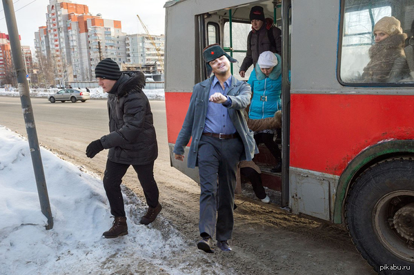       2    <a href="http://pikabu.ru/story/vstretil_segodnya_na_ostanovke_znakomoe_litso_2861597">http://pikabu.ru/story/_2861597</a>       ?