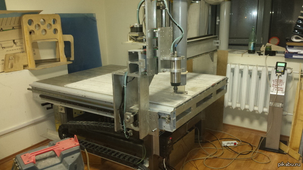 Взял и сделал, вот, станок...