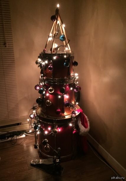 Когда твой друг – барабанщик.