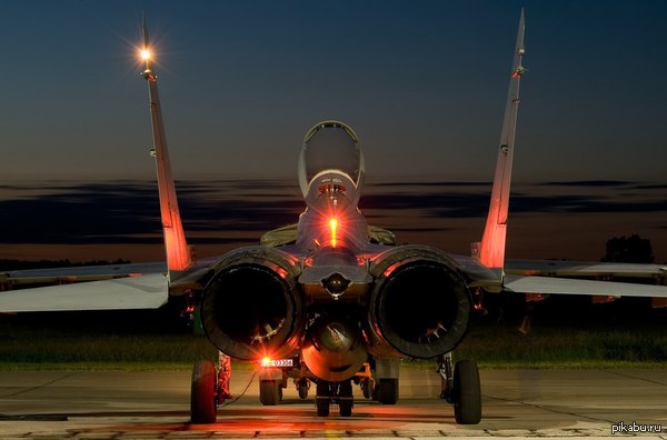 Миг-29 в сумерках