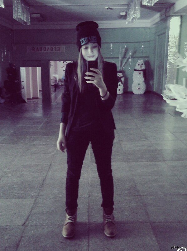 Знаете сколько ей лет?