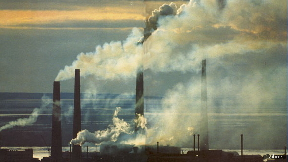 В Челябинске уже второй день смог и едкий запах. Снова выбросы, а валят на метеоусловия. Поддержите петицию(в комментах)