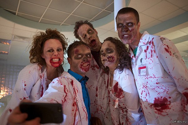 Когда решил сделать совместное фото в конце вечеринки