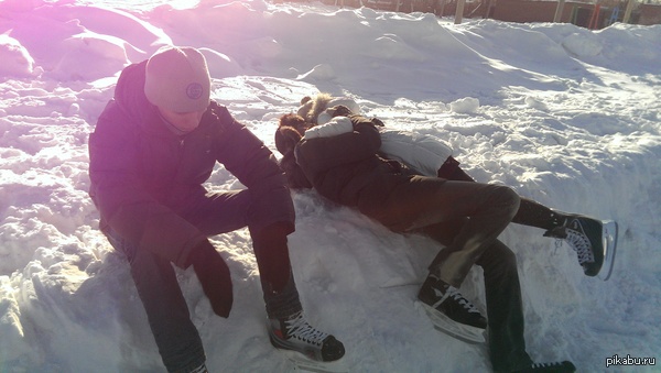 Пойдем на каток говорили они, будет весело говорили они...