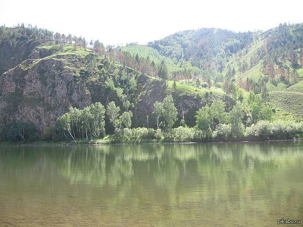 Река Чикой. Разделяет Россию и Монголию.