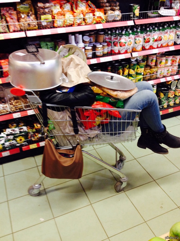 Пошла в магазин и чет приуныла.