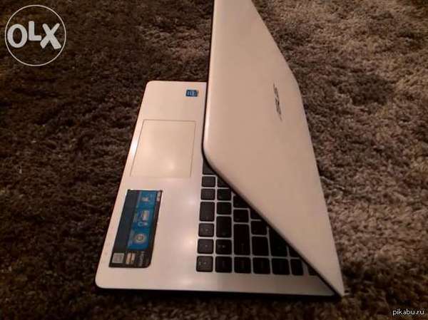 Пикабушники, прошу помощи в определении модели ноута, или подделки под ноут .