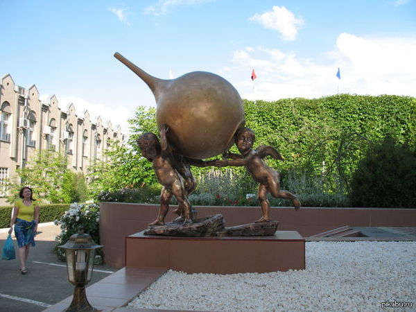 А в моем родном городе есть вот такой вот памятник