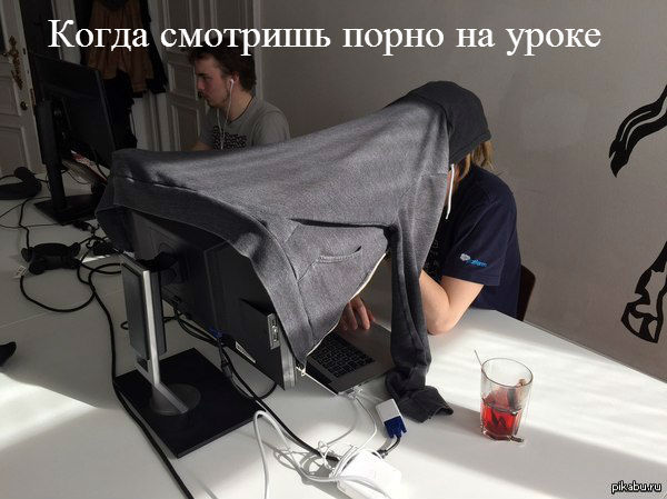      <a href="http://pikabu.ru/story/kogda_solntse_svetit_pryamo_v_monitor_3309482">http://pikabu.ru/story/_3309482</a>