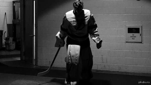  &quot;&quot;    2-     .  nhl.com.  frozen moment.