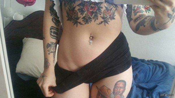 Unmade bed - NSFW, Tattoo, Piercing, Girls