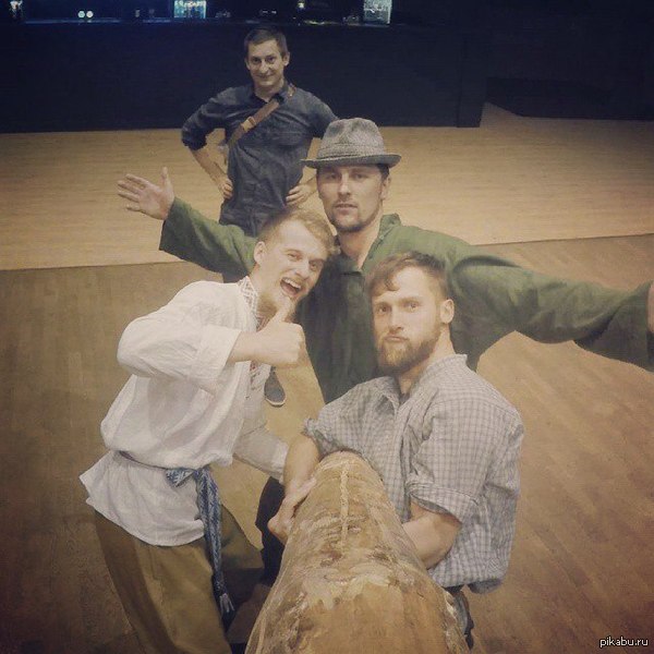 Сэлфи бревно