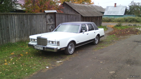 Вот такая красотка ездит у нас по городу.