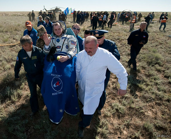  !!!!!!!!   ,      )))