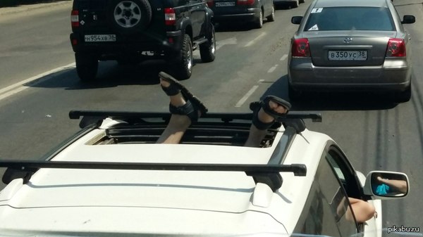 Когда на улице реально жарко:)