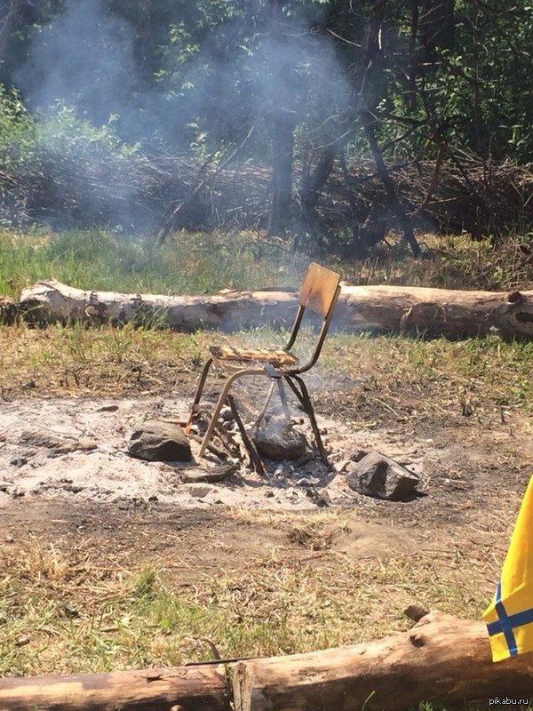 Правильный способ использовать стул после окончания школы
