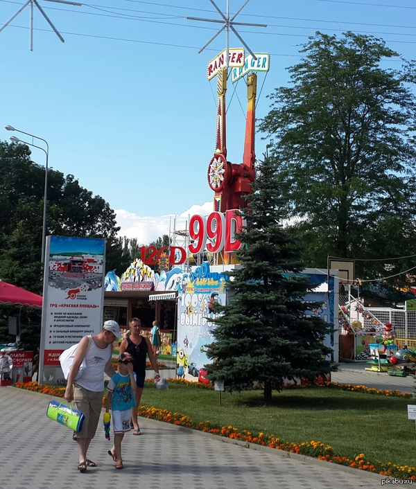 3D уже не в моде. Кто больше?