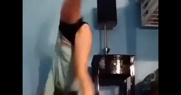 Stripper Fail Gif