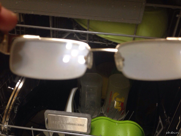 Открыл посудомойку, думал что ослеп